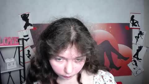 Snapshot of neonilalisova chatting on 4, 12, 2025 NeonilaLisova online show from 4, 12, 2025
