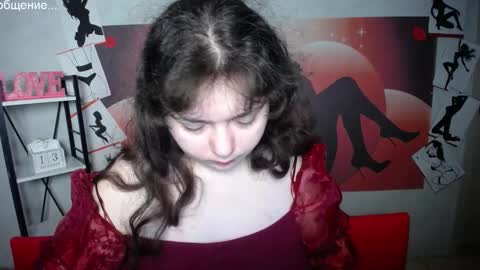 Snapshot of neonilalisova chatting on 14, 12, 2025 NeonilaLisova online show from 14, 12, 2025