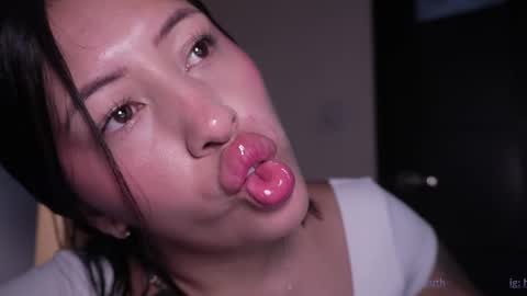 Helena    Every Friday new video for my fan club loves  online show from 22, 3, 2026