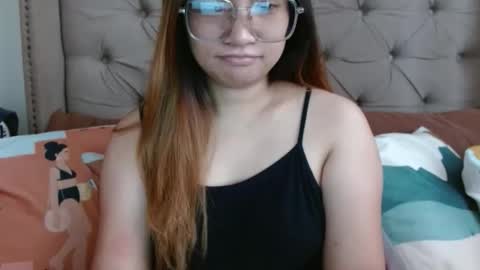 Snapshot of nerdysweetpinay chatting on 4, 10, 2025 nerdysweetpinay online show from 4, 10, 2025