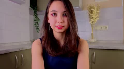 Snapshot of nerixalvire chatting on 17, 5, 2026 Emily online show from 17, 5, 2026