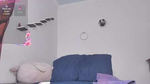 Snapshot of nesferet_sanz chatting on 23, 9, 2025 Aleja online show from 23, 9, 2025