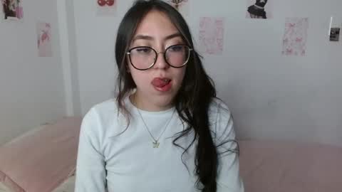 Snapshot of nessaa_ chatting on 2, 7, 2026 Nessa online show from 2, 7, 2026