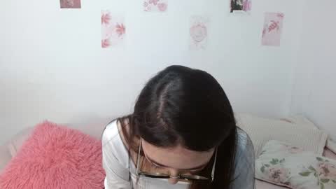 Snapshot of nessaa_ chatting on 31, 7, 2026 Nessa online show from 31, 7, 2026