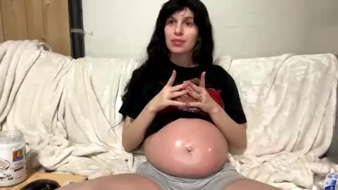 NessaLovesYouMore online show from 8, 3, 2025