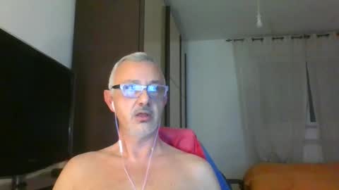Snapshot of nevenerabis chatting on 9, 12, 2024 nevenerabis online show from 9, 12, 2024