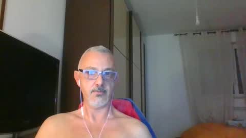 Snapshot of nevenerabis chatting on 23, 12, 2024 nevenerabis online show from 23, 12, 2024