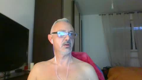 Snapshot of nevenerabis chatting on 24, 2, 2025 nevenerabis online show from 24, 2, 2025