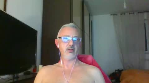 Snapshot of nevenerabis chatting on 24, 2, 2025 nevenerabis online show from 24, 2, 2025