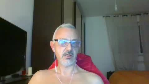 Snapshot of nevenerabis chatting on 4, 3, 2025 nevenerabis online show from 4, 3, 2025