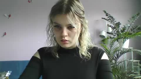 Snapshot of never_enoughh chatting on 9, 7, 2026 never_enoughh online show from 9, 7, 2026