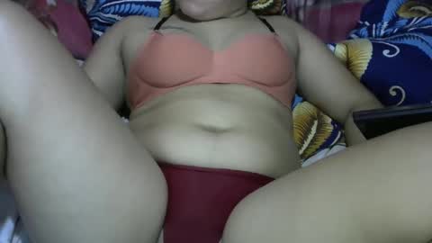 Snapshot of new_lady24 chatting on 5, 2, 2025 new_lady24 online show from 5, 2, 2025