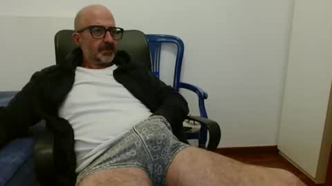 simi online show from 19, 10, 2025