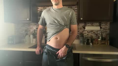 Snapshot of newguy_097 chatting on 20, 9, 2025 newguy_097 online show from 20, 9, 2025