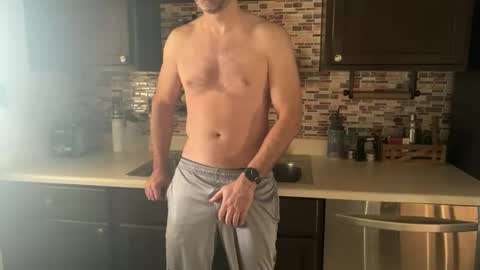 Snapshot of newguy_097 chatting on 4, 10, 2025 newguy_097 online show from 4, 10, 2025