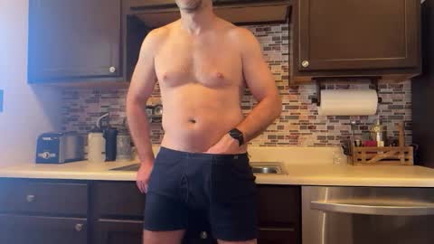 newguy_097 online show from 28, 2, 2026