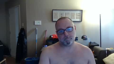 Snapshot of newvvorld chatting on 19, 5, 2026 NewWorld online show from 19, 5, 2026