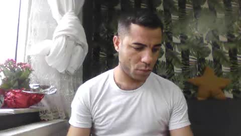 Snapshot of newworld0 chatting on 9, 2, 2025 newworld0 online show from 9, 2, 2025