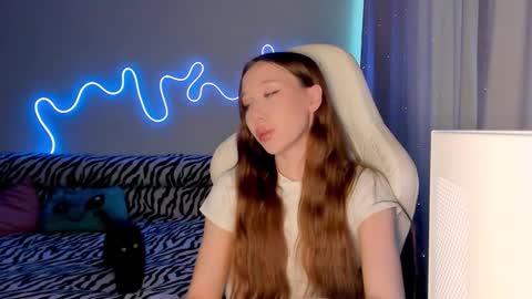 Mina online show from 4, 2, 2026