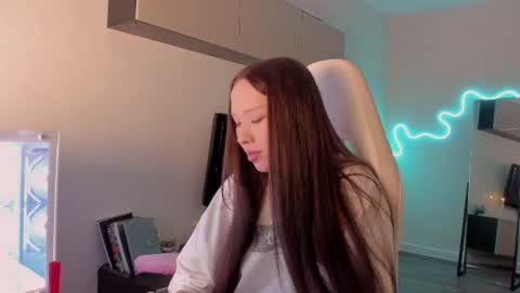 Mina online show from 26, 6, 2026