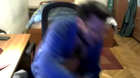 Snapshot of nezoss chatting on 17, 12, 2025 nezoss online show from 17, 12, 2025