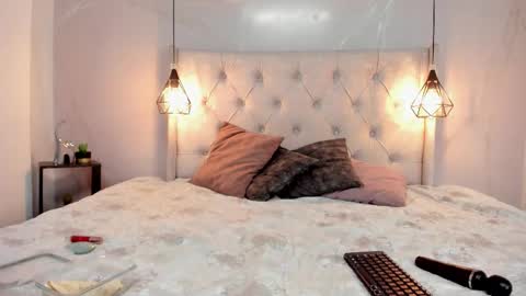 Milena online show from 11, 10, 2025