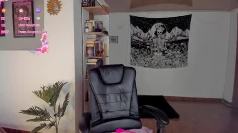 Nia online show from 13, 2, 2025