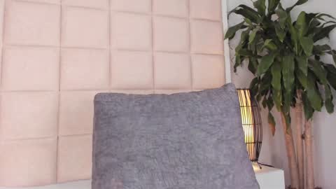Snapshot of nia_bunny chatting on 3, 12, 2024 Nia online show from 3, 12, 2024
