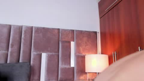 Snapshot of nia_bunny chatting on 22, 4, 2026 Nia online show from 22, 4, 2026