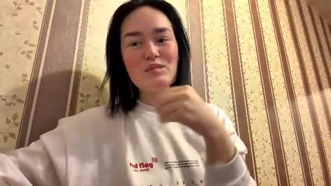 Snapshot of nice_kisss chatting on 3, 7, 2026 Alice online show from 3, 7, 2026