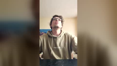 Snapshot of nicebrain2 chatting on 15, 6, 2026 nicebrain2 online show from 15, 6, 2026