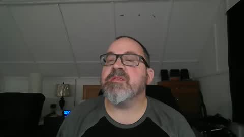 Snapshot of niceguy7208 chatting on 16, 12, 2024 niceguy7208 online show from 16, 12, 2024