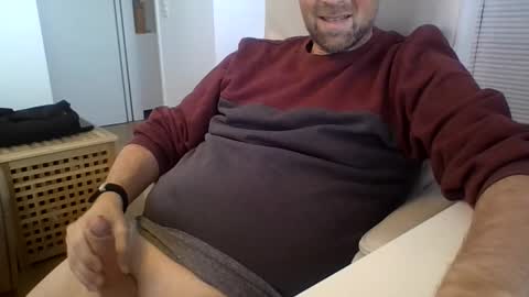 Snapshot of niceguydate chatting on 19, 2, 2025 niceguydate online show from 19, 2, 2025