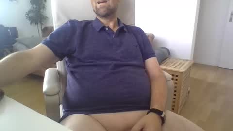 Snapshot of niceguydate chatting on 8, 11, 2025 niceguydate online show from 8, 11, 2025