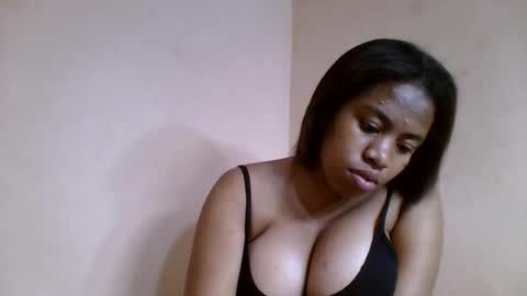 Snapshot of nicelly01 chatting on 25, 6, 2026 nicelly01 online show from 25, 6, 2026