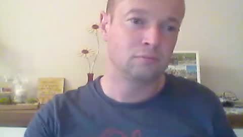 Snapshot of nick1990b chatting on 16, 9, 2025 nick1990b online show from 16, 9, 2025