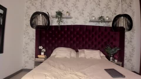 Nick  online show from 2, 10, 2025