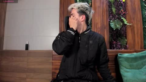 Nick  online show from 4, 2, 2026