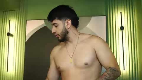 Snapshot of nick_vans chatting on 11, 9, 2025 Jhohan online show from 11, 9, 2025