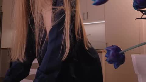 Nicka Cherie online show from 6, 3, 2026