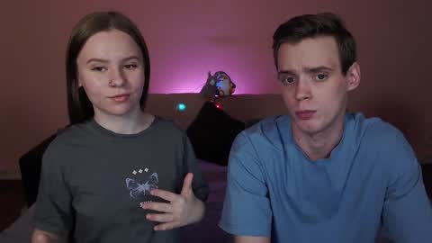 Snapshot of nickandmolly chatting on 8, 1, 2025 nick and molly online show from 8, 1, 2025