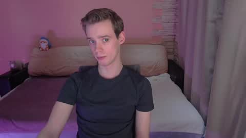 Snapshot of nickandmolly chatting on 3, 3, 2025 nick and molly online show from 3, 3, 2025