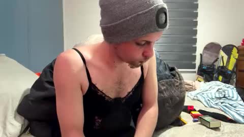 nickie42082 online show from 27, 10, 2025