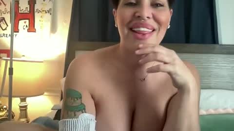 Snapshot of nickimarie01 chatting on 3, 12, 2024 Nicki Marie online show from 3, 12, 2024