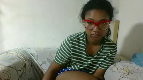 Snapshot of nickiqqyuu chatting on 8, 8, 2026 nickiqqyuu online show from 8, 8, 2026
