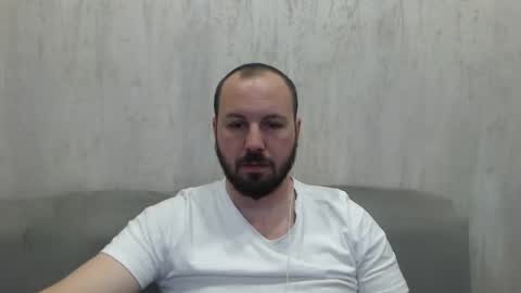 Julian online show from 3, 5, 2026