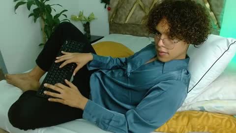 Snapshot of nickolas_moon chatting on 29, 12, 2024 Nickolas Muoz online show from 29, 12, 2024