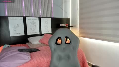 nicky_as online show from 12, 2, 2026