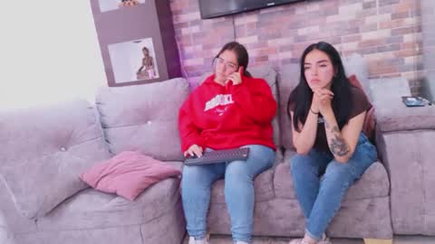 Snapshot of nicky_as chatting on 8, 7, 2026 nicky_as online show from 8, 7, 2026