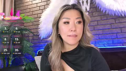 Snapshot of nicky_owl chatting on 29, 9, 2025 Today is my 41st birthday And in 2 hours Im waiting for you on the stream Stock up on tokens and a good mood Nicky online show from 29, 9, 2025